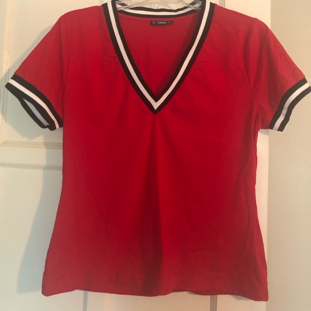 Red Top - Picture 1 of 2